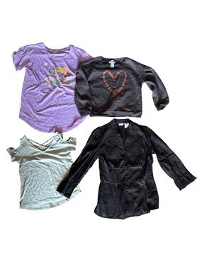 ✨ 4 pack of casual
tops Size 8-10 years old✨
